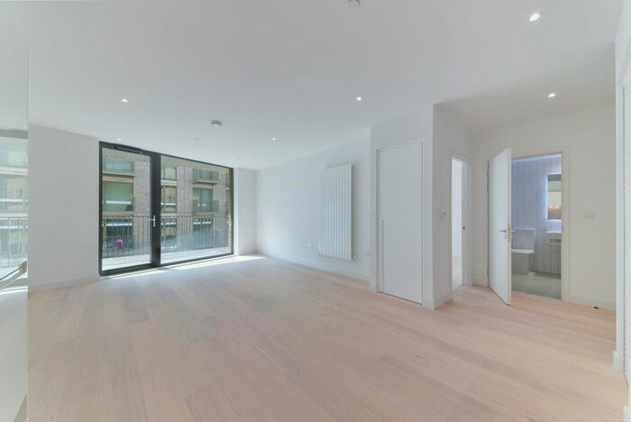 1 Bedroom Flat To Rent In Mercier Court, Royal Wharf, London, E16