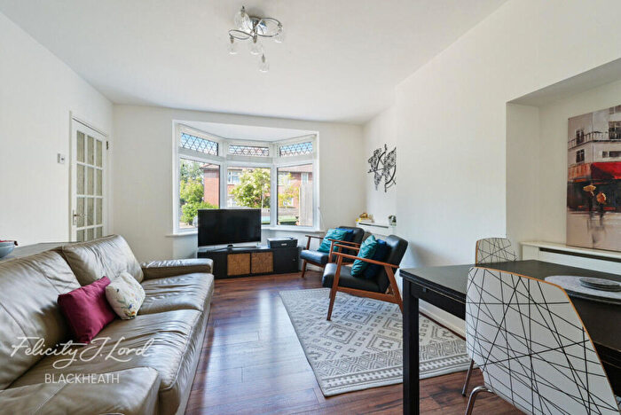 2 Bedroom End Of Terrace House For Sale In Prince Henry Road, Charlton, SE7