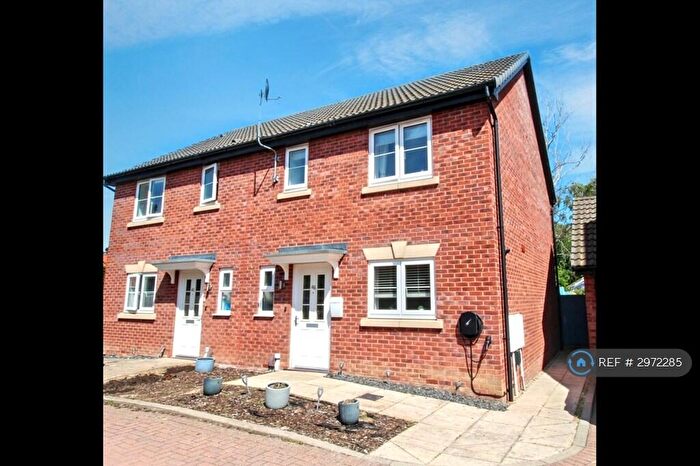 3 Bedroom Semi Detached House To Rent In Silk Mill Road, Norwich, NR6