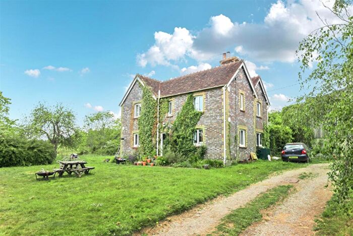 4 Bedroom Detached House For Sale In Mislingford, Swanmore, PO17