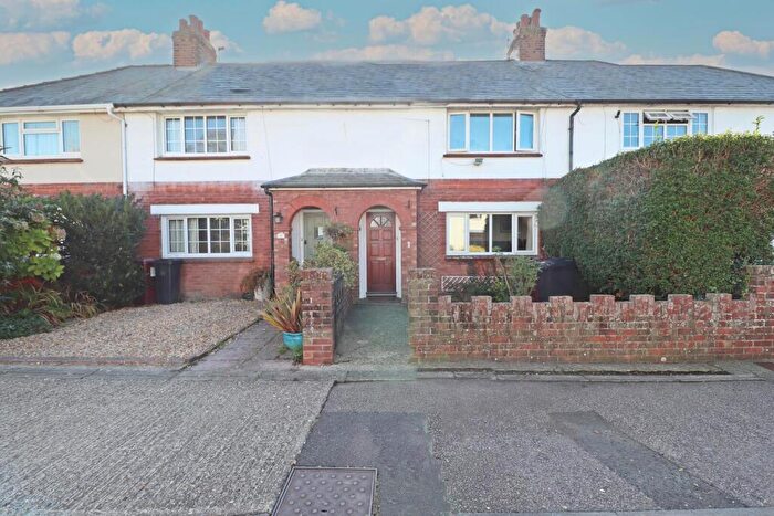 2 Bedroom Terraced House For Sale In Williams Road, Bosham, Chichester, PO18