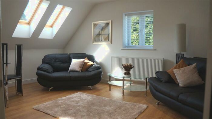 2 Bedroom Apartment To Rent In Purdis Rise, Purdis Farm Lane, Ipswich, Suffolk, IP3