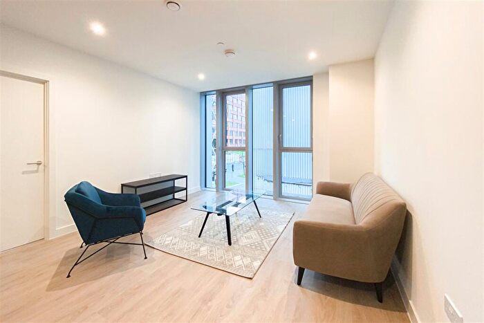 2 Bedroom Apartment To Rent In Affinity Living Riverview, M3