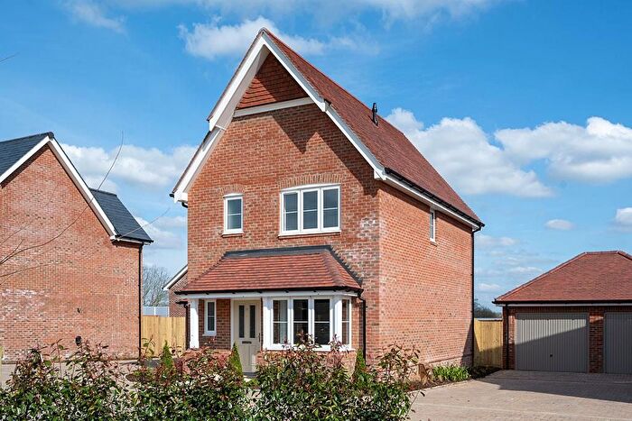 3 Bedroom Detached House For Sale In Goldbridge Road, Berry Croft, Newick, Lewes, East Sussex, BN8