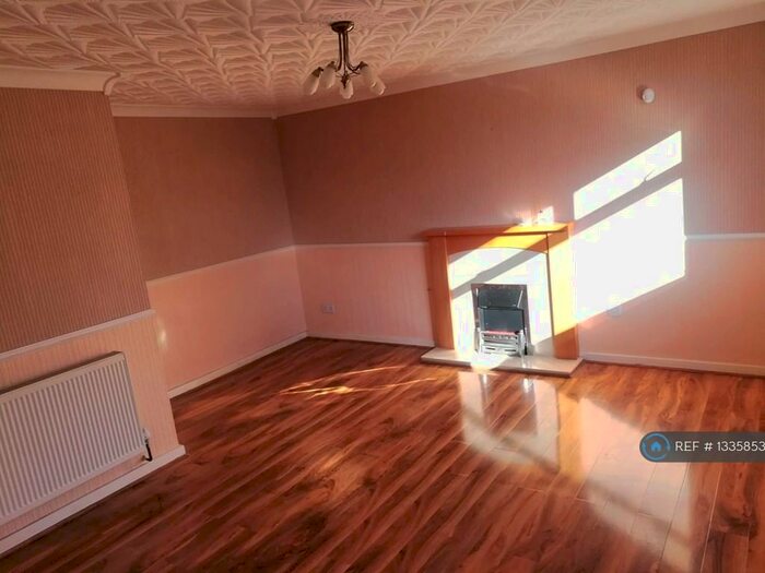 3 Bedroom End Of Terrace House To Rent In Alexandra Street, Hull, HU3