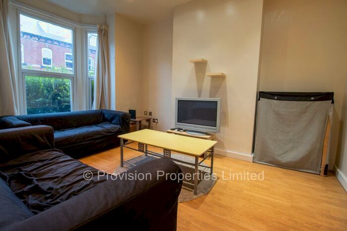 6 Bedroom Terraced House To Rent In Ashville Terrace, Hyde Park, Leeds, LS6