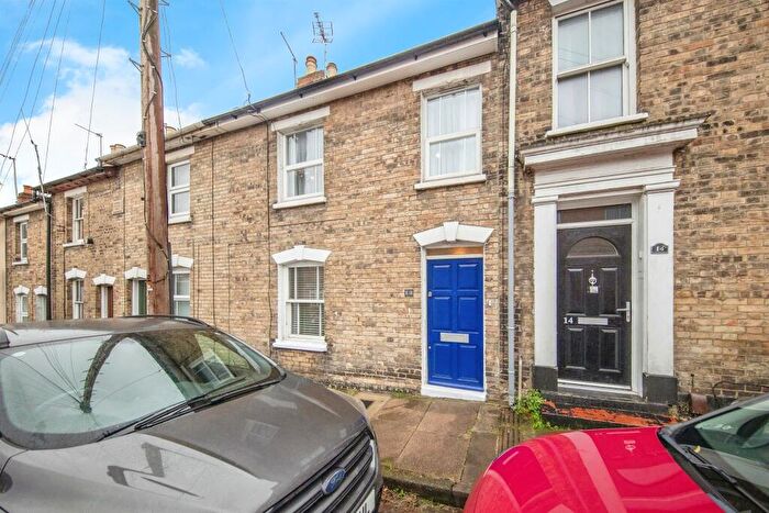 3 Bedroom Terraced House For Sale In South Street, Colchester, CO2