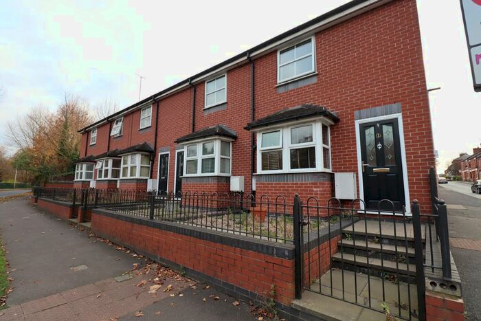 3 Bedroom Mews House To Rent In Weycroft Mews, Crewe, Cheshire, CW1