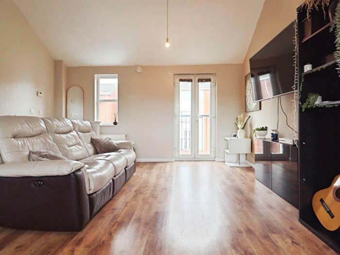 2 Bedroom Maisonette For Sale In Mill Meadow, North Cornelly, Bridgend, CF33