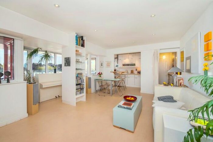 1 Bedroom Flat To Rent In Maynards Quay, Maynards Quay, Garnet Street, Wapping, E1W