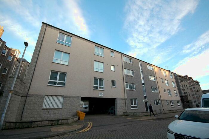 2 Bedroom Flat To Rent In Fraser Road, City Centre, Aberdeen, AB25