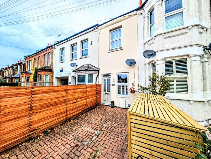 2 Bedroom Terraced House To Rent In South Park Road, London, SW19