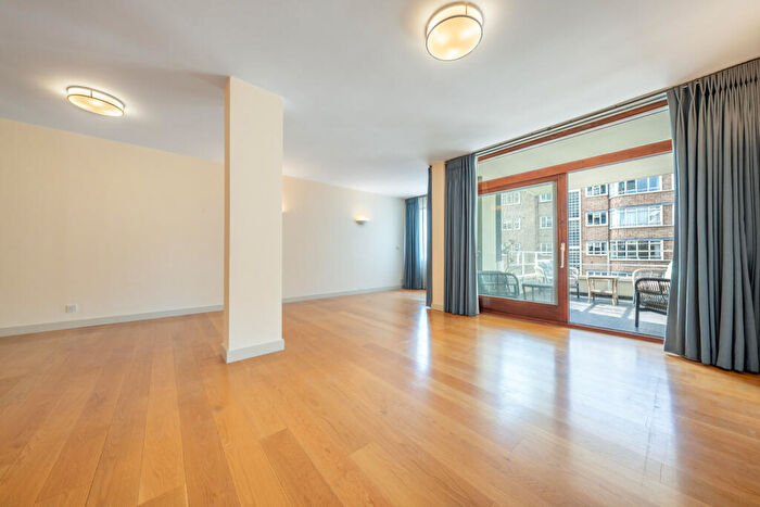 2 Bedroom Apartment To Rent In Prince Albert Road, NW8