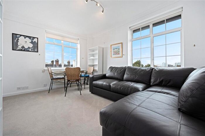 1 Bedroom Apartment To Rent In Langford Court, Abbey Road, St Johns Wood, London, NW8