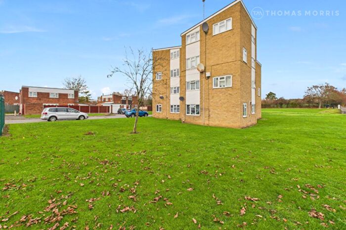 2 Bedroom Maisonette For Sale In Fairfax Court, St. Neots, Cambridgeshire, PE19
