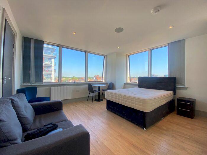 Studio To Rent In Mercantile House, Uxbridge, Middlesex, UB8