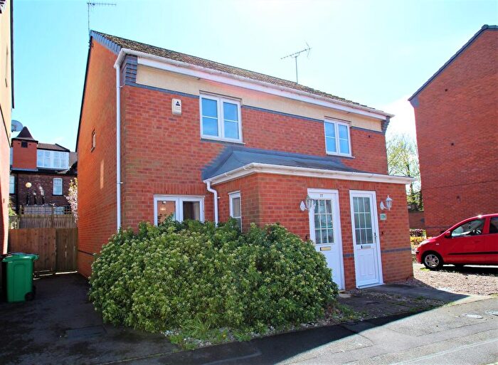 2 Bedroom Semi-Detached House To Rent In Stanhope Avenue, Nottingham, NG5