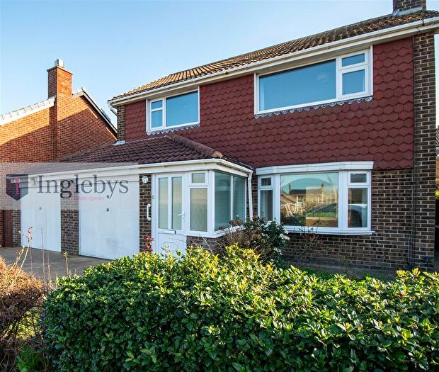 4 Bedroom Property For Sale In The Fairway, Saltburn-By-The-Sea, TS12