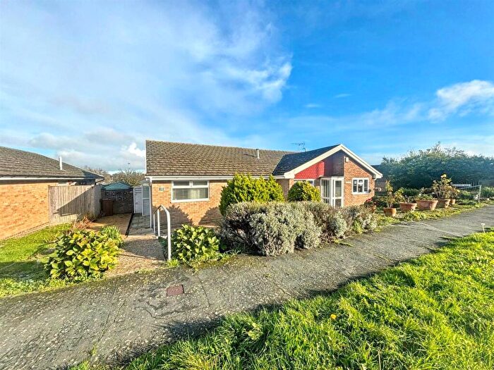 2 Bedroom Semi-Detached Bungalow For Sale In Hazelwood Avenue, Eastbourne, BN22