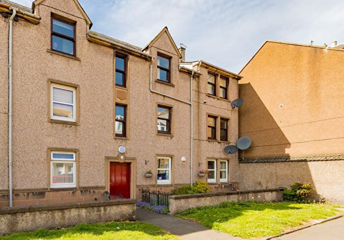 2 Bedroom Flat For Sale In B Bush Street, Musselburgh, EH21