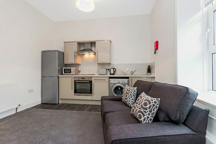 1 Bedroom Flat To Rent In Church Street, Partick, Glasgow, G11