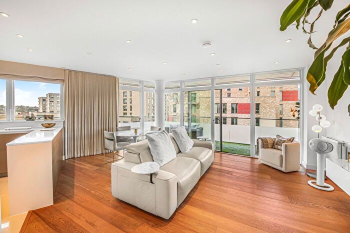 2 Bedroom Flat To Rent In Hugero Point, Rennie Street, SE10