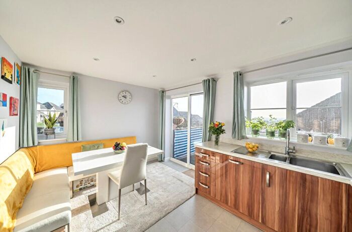 3 Bedroom Semi Detached House For Sale In Atkins Hill, Wincanton, Somerset, BA9