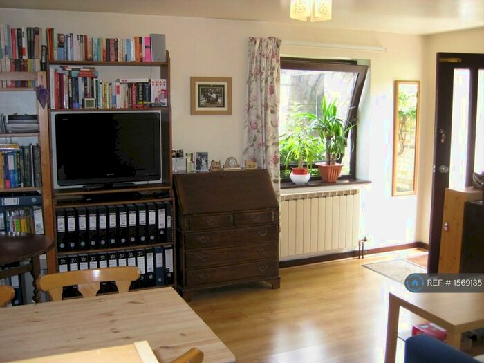 1 Bedroom Flat To Rent In Eden Street, Cambridge, CB1