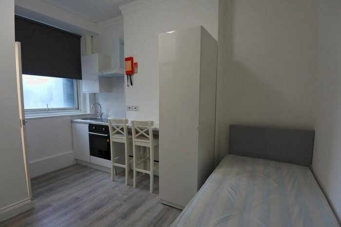 Studio To Rent In Kilburn High Road, Kilburn NW6