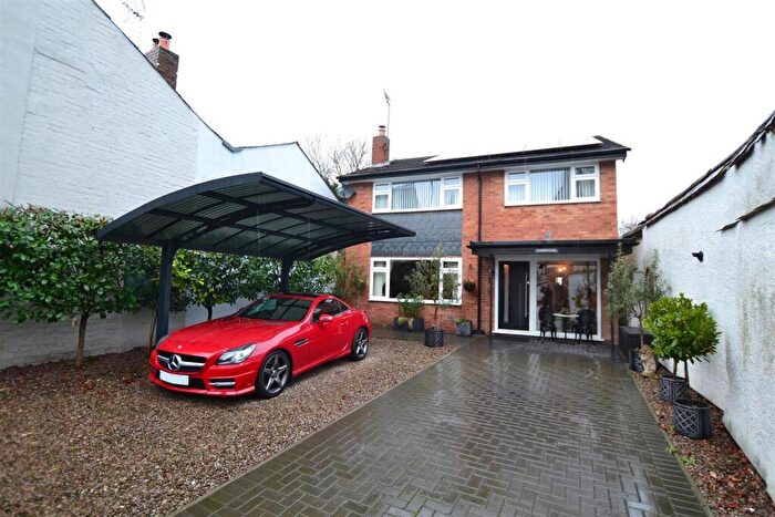 3 Bedroom Detached House For Sale In Etnam Street, Leominster, HR6