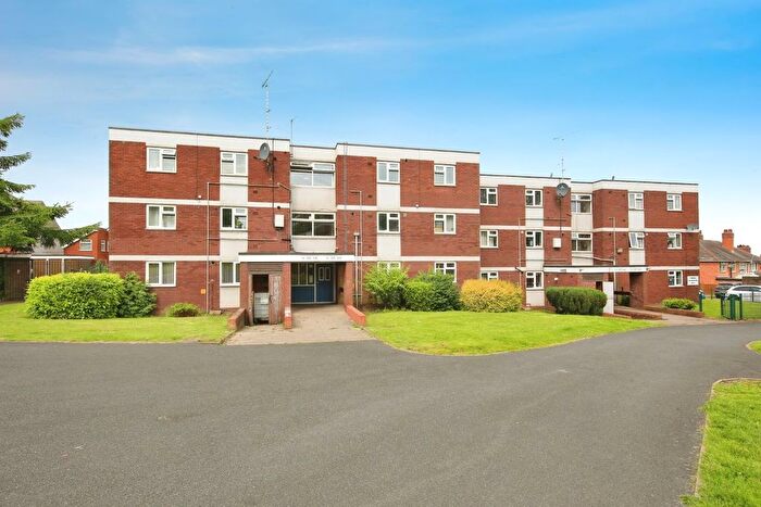 2 Bedroom Flat For Sale In Willenhall Street, Wednesbury, WS10
