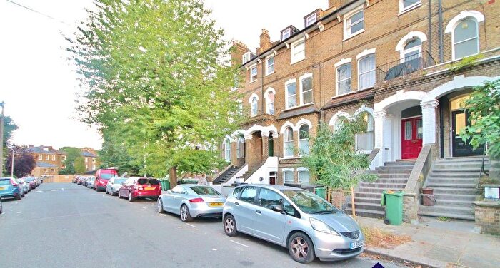2 Bedroom Flat To Rent In Ospringe Road, London, NW5
