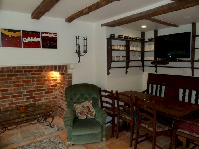 1 Bedroom Detached House To Rent In The Granary Itchenor Chichester, PO20