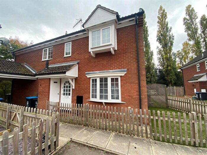 2 Bedroom Semi Detached House To Rent In The Coltsfoot, Hemel Hempstead, HP1