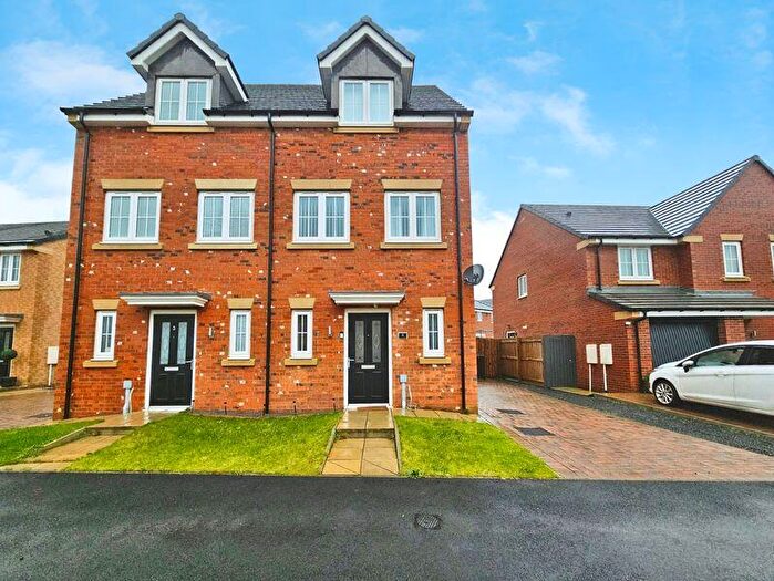 3 Bedroom Town House For Sale In Leveson Court, Fenwick Park, Bedlington, NE22