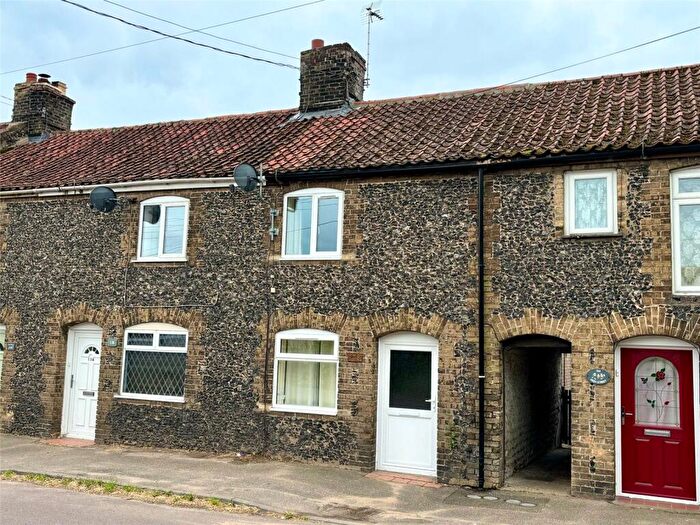 2 Bedroom Terraced House To Rent In High Street, Lakenheath, Suffolk, IP27