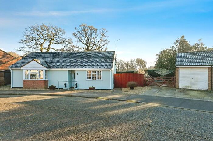 3 Bedroom Detached Bungalow For Sale In Barrett Close, King's Lynn, PE30