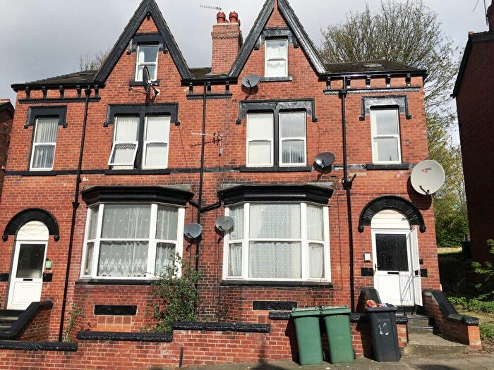 Studio To Rent In Flat, Roundhay Place, Leeds, LS8