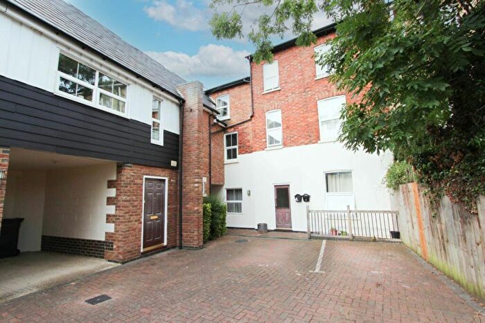1 Bedroom Flat To Rent In Shillingford Mews, Leighton Buzzard, LU7