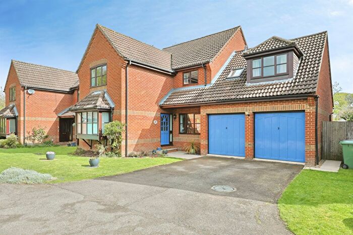 6 Bedroom Detached House For Sale In Windsor Park, Dereham, NR19