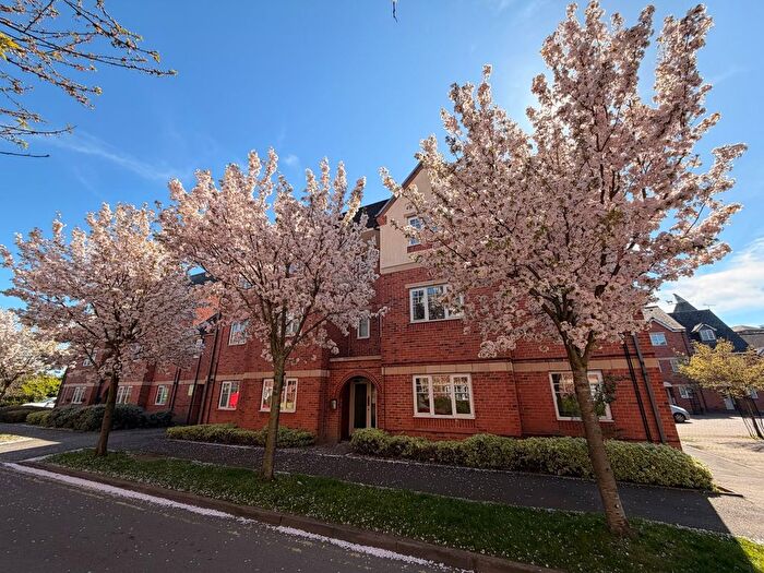 2 Bedroom Flat For Sale In Caroline Court, Burton-On-Trent, Staffordshire, DE14