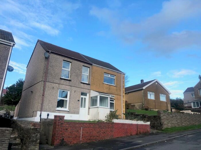 2 Bedroom House To Rent In Cefn Road, Bonymaen, Swansea, SA1