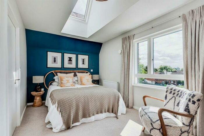 4 Bedroom Terraced House For Sale In The Rowan Oakfield, Swindon, SN3