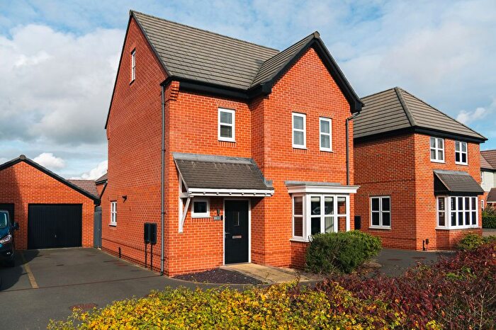 4 Bedroom Detached House For Sale In John Digby Road, Hugglescote, LE67