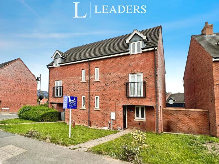 2 Bedroom Semi-Detached House To Rent In The Gables, Bourne, PE10