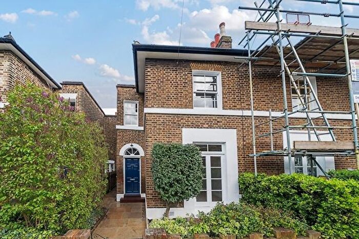 3 Bedroom Terraced House To Rent In Hertford Road, London, N1