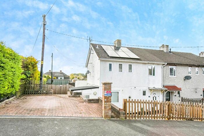 3 Bedroom End Of Terrace House For Sale In Meadow Road, Bulford, Salisbury, SP4