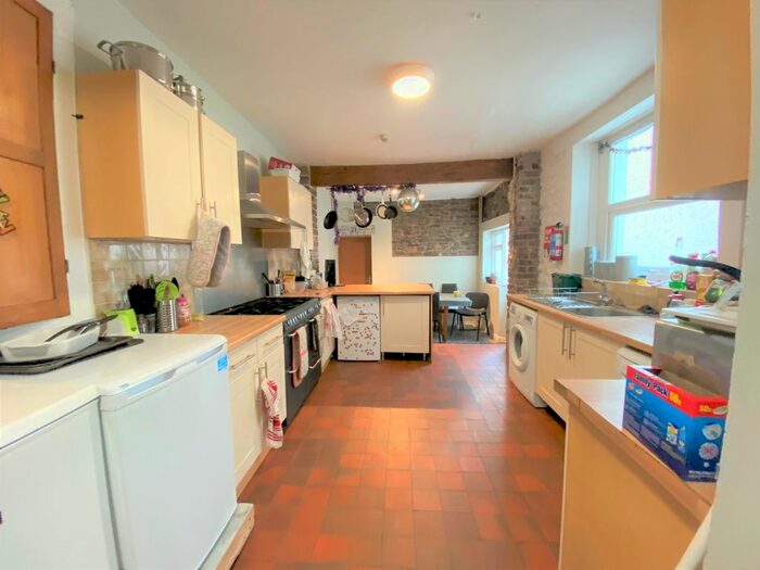 6 Bedroom Property To Rent In King Edwards Road, Brynmill, Swansea, SA1