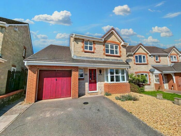 3 Bedroom Detached House To Rent In Branscombe Walk, Portishead, BS20