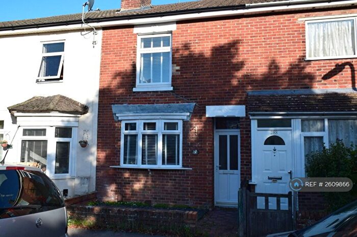 2 Bedroom Terraced House To Rent In High Street, Eastleigh, SO50